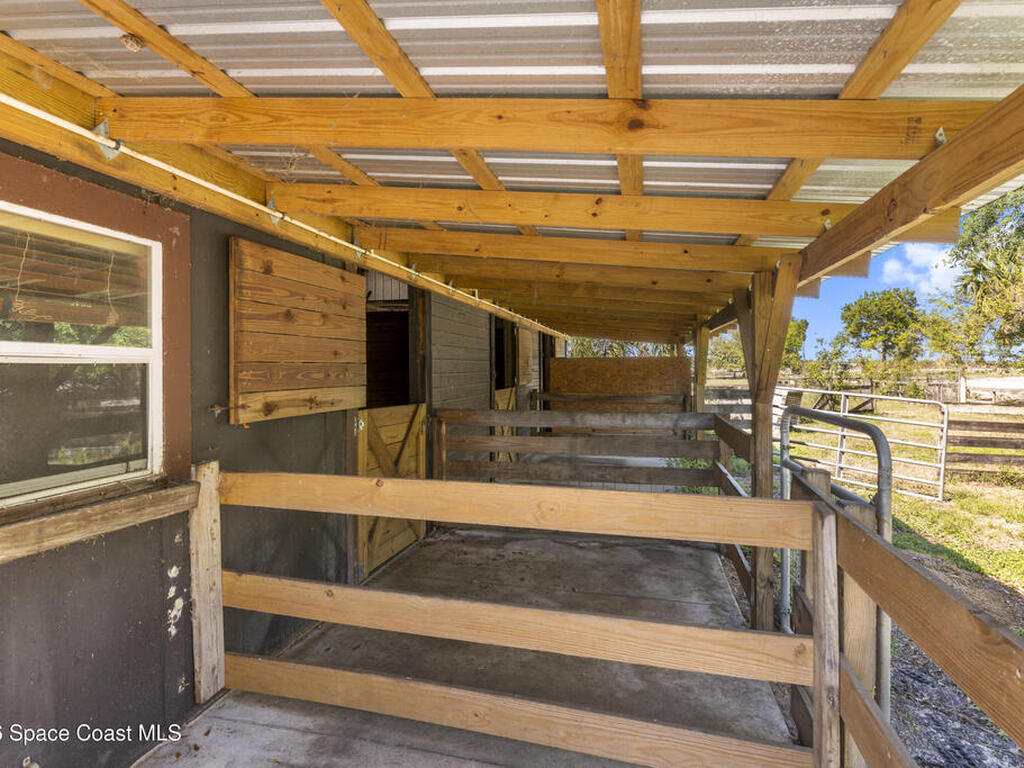 14450 111th Street, Fellsmere, FL 32948