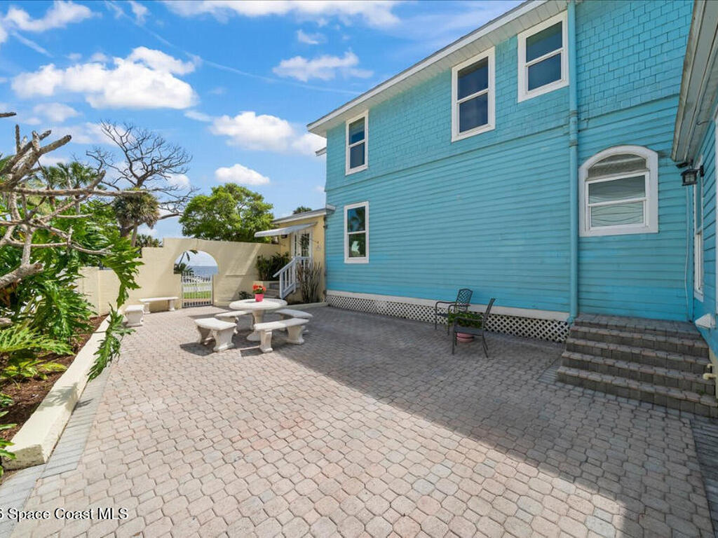 1110 Riverside Drive, Titusville, FL 32780