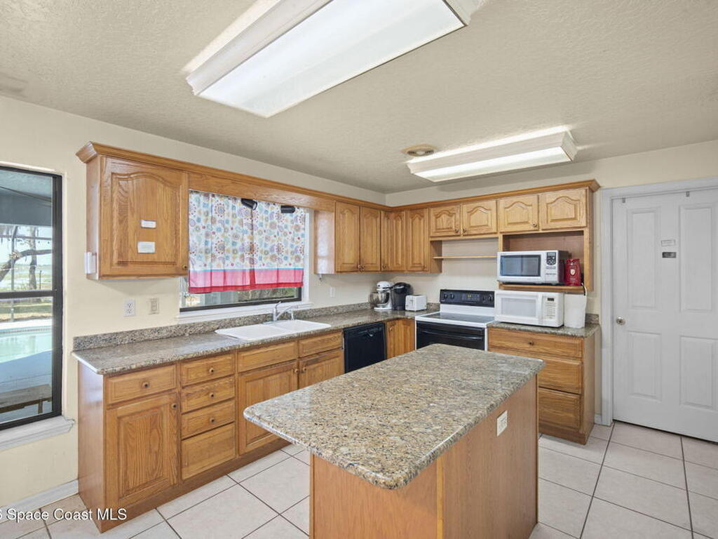 130 N Carpenter Road, Titusville, FL 32796