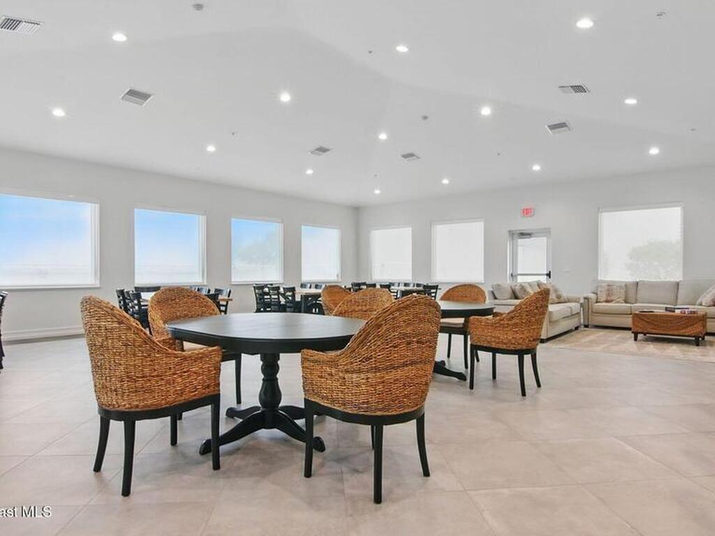 1435 S Harbor City Boulevard, Melbourne, FL 32901