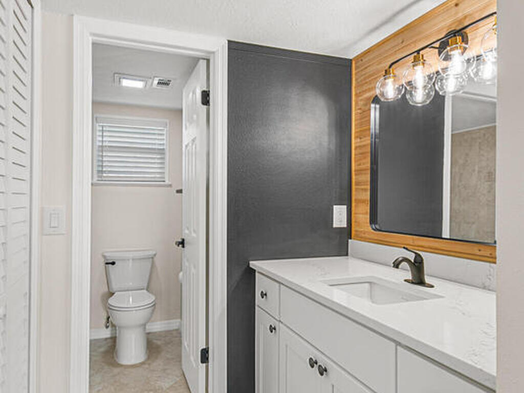 1001 W Eau Gallie Boulevard, Melbourne, FL 32935