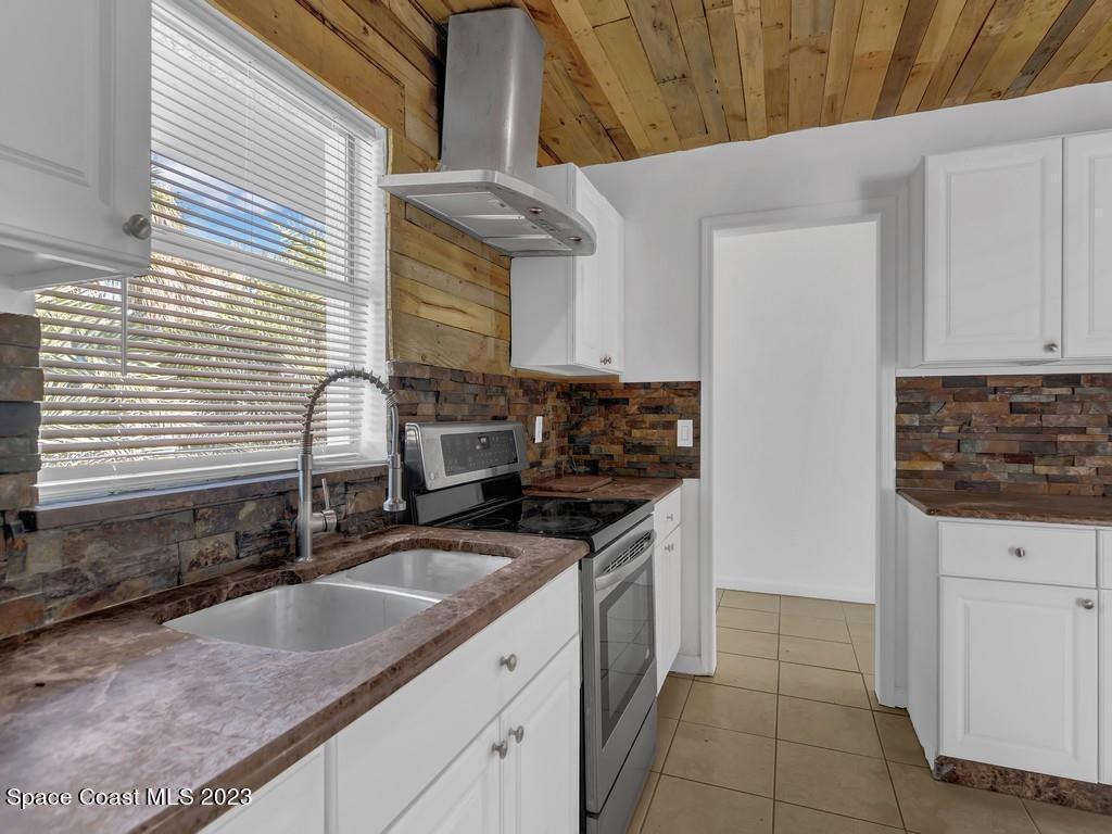 703 5th Place, Vero Beach, FL 32962