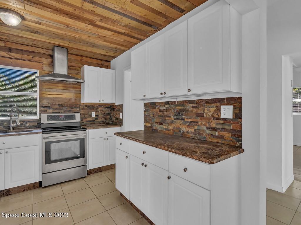 703 5th Place, Vero Beach, FL 32962