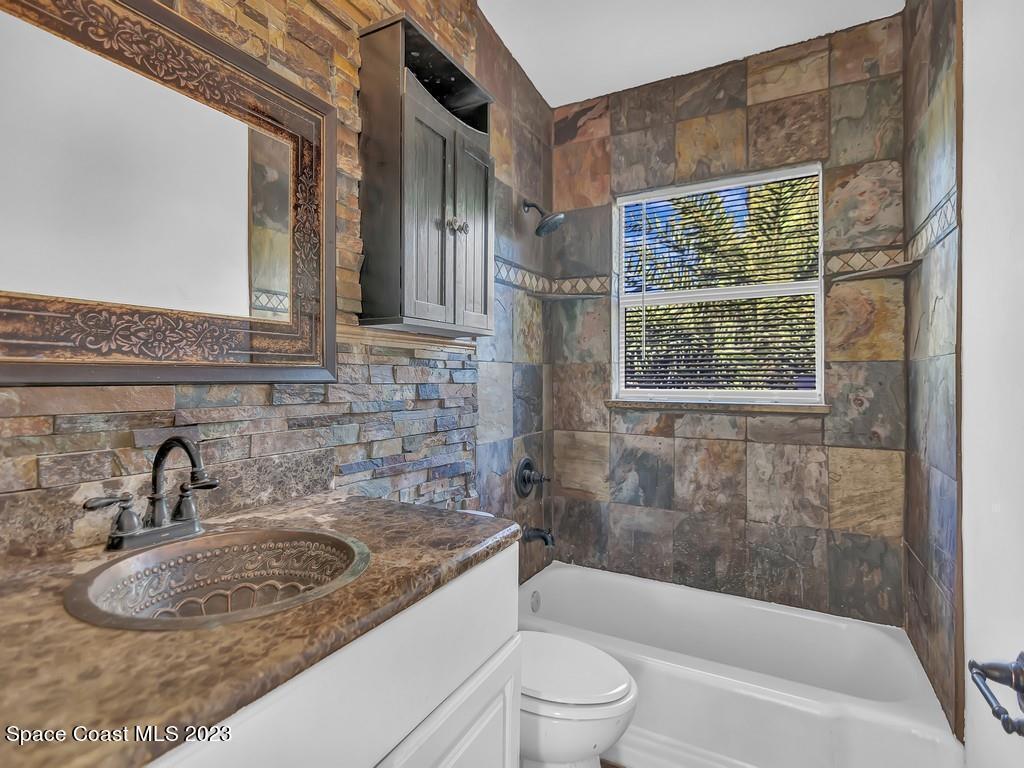 703 5th Place, Vero Beach, FL 32962