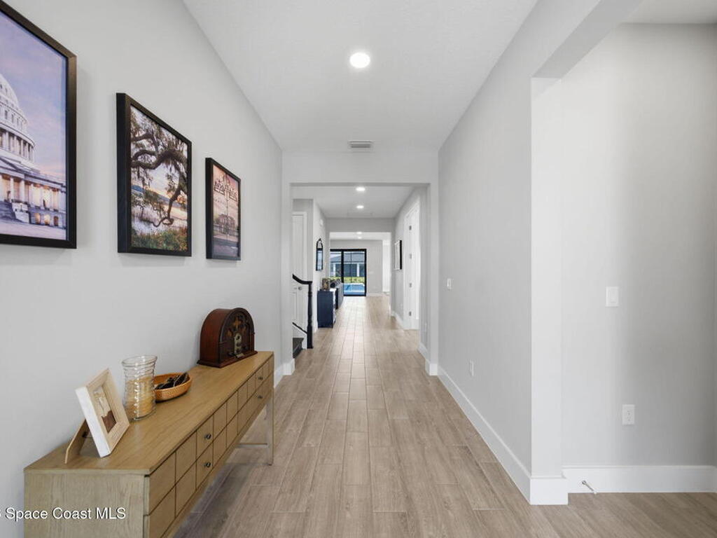 2846 Silverlefe Lane, Melbourne, FL 32940