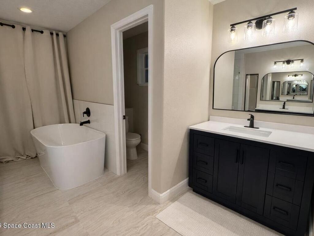 2147 Auburn Lakes Drive, Rockledge, FL 32955