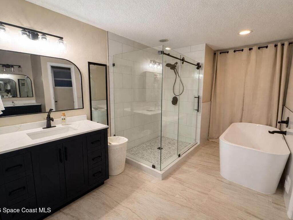 2147 Auburn Lakes Drive, Rockledge, FL 32955