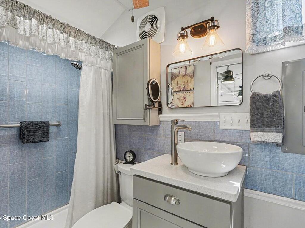 35 Sunset Drive, Titusville, FL 32780