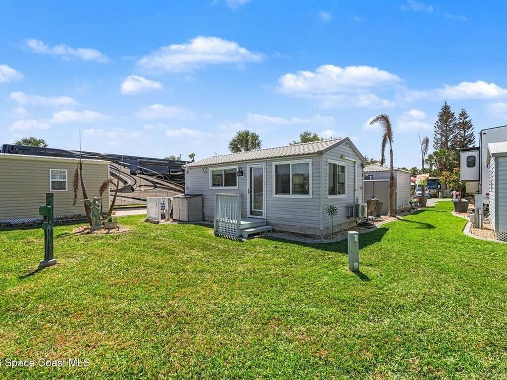 35 Sunset Drive, Titusville, FL 32780