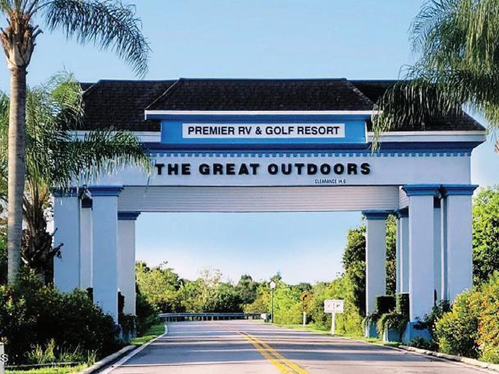 35 Sunset Drive, Titusville, FL 32780