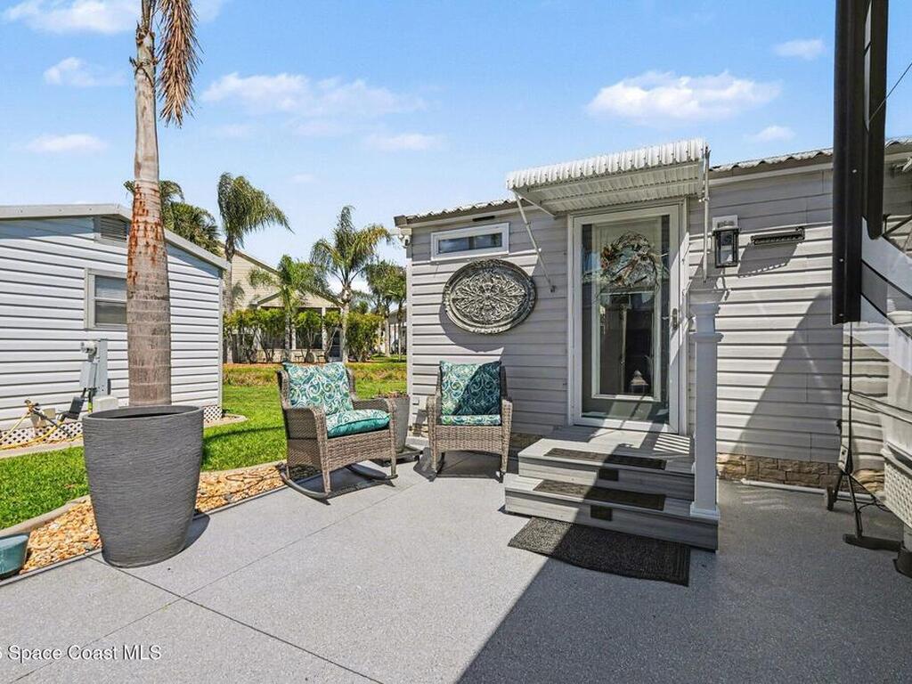 35 Sunset Drive, Titusville, FL 32780