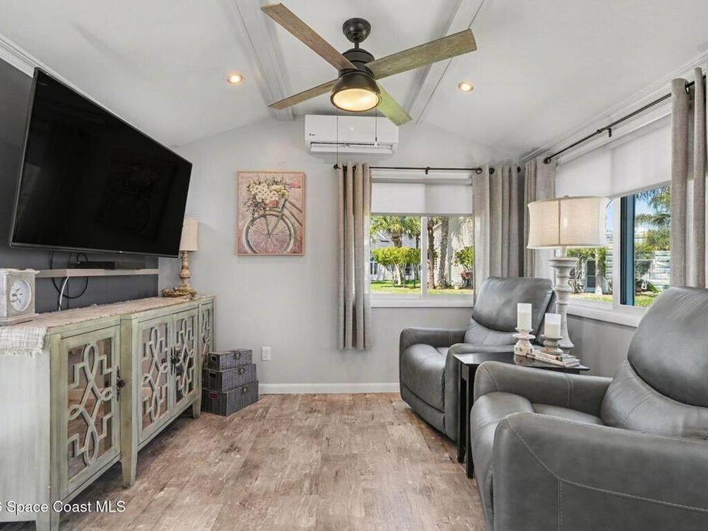 35 Sunset Drive, Titusville, FL 32780