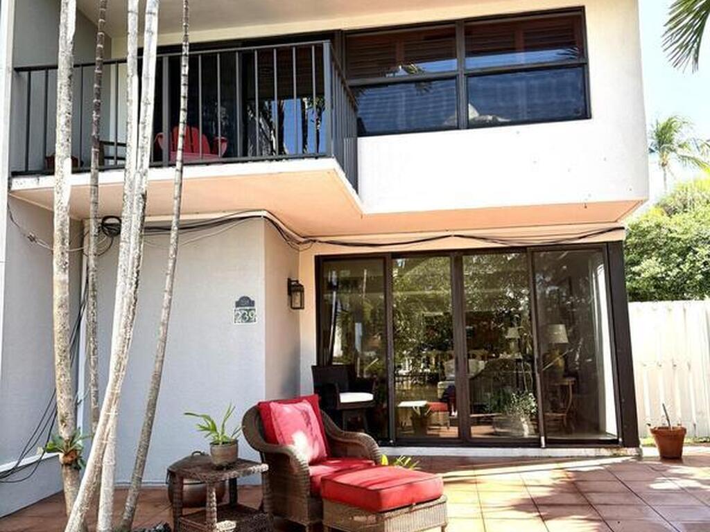 239 Poinciana Island Drive, North Miami Beach, FL 33160