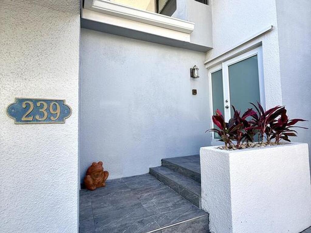 239 Poinciana Island Drive, North Miami Beach, FL 33160