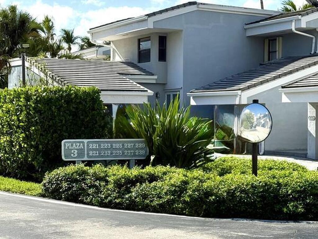 239 Poinciana Island Drive, North Miami Beach, FL 33160