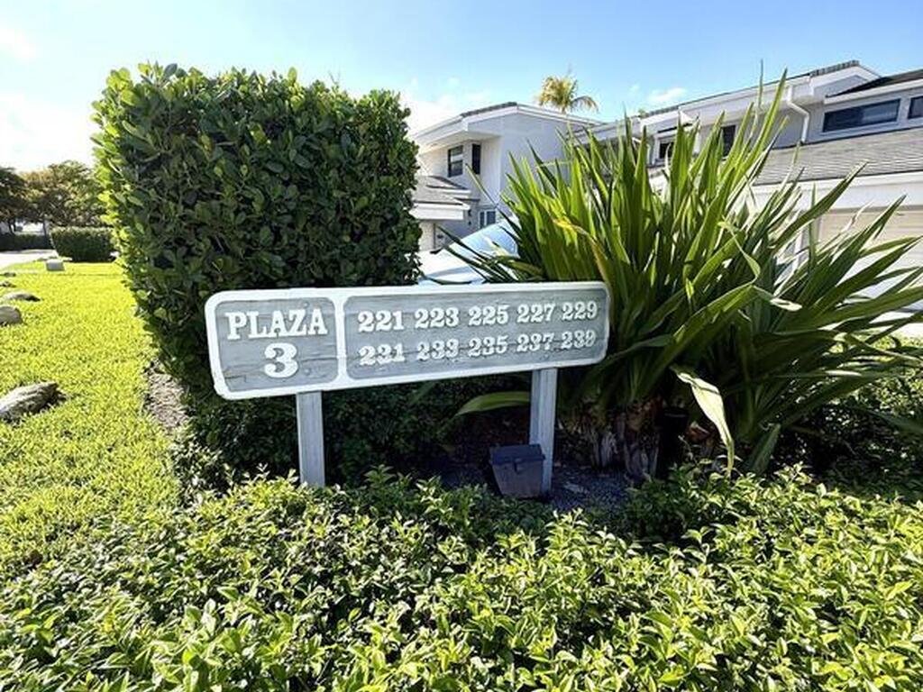 239 Poinciana Island Drive, North Miami Beach, FL 33160