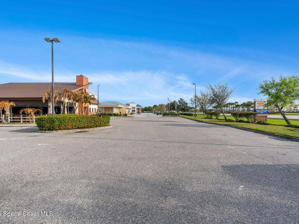 5490 Stadium Parkway, Melbourne, FL 32940