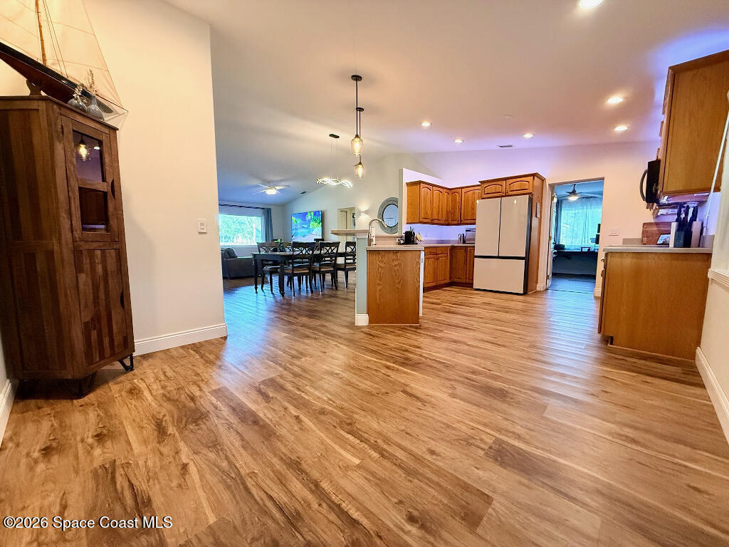 9010 Central Avenue, Sebastian, FL 32976