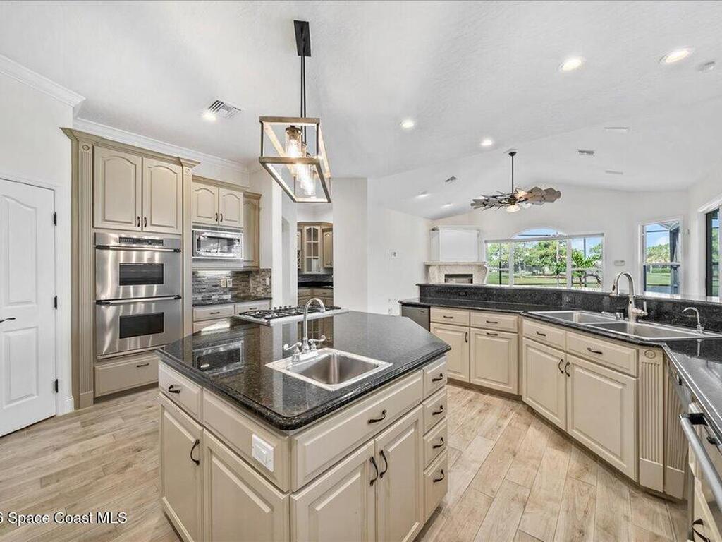 918 Nelson Drive, Melbourne, FL 32940