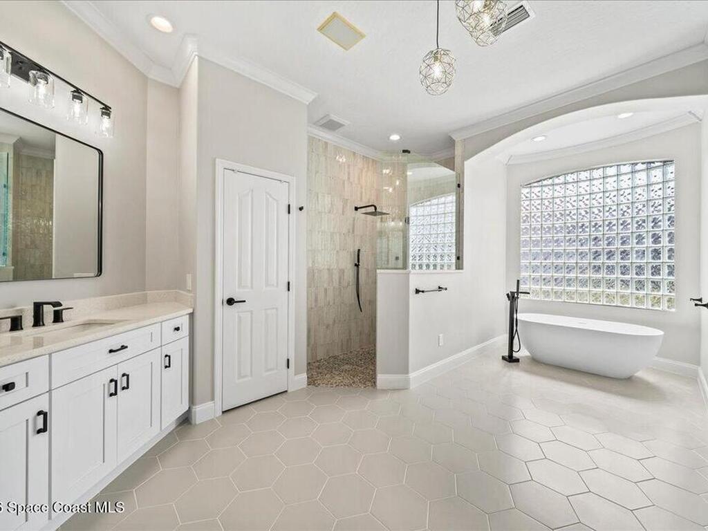 918 Nelson Drive, Melbourne, FL 32940