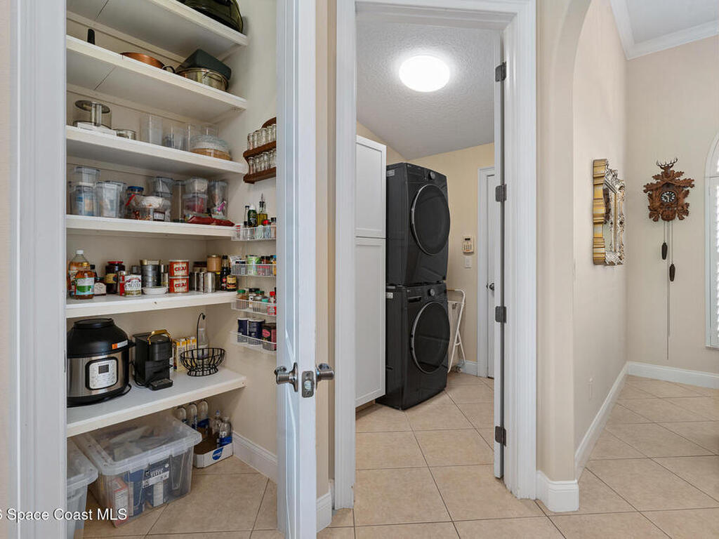 4 Rosemary Place, Palm Coast, FL 32137