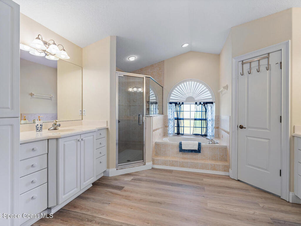 4 Rosemary Place, Palm Coast, FL 32137