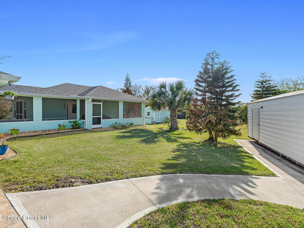 4 Rosemary Place, Palm Coast, FL 32137