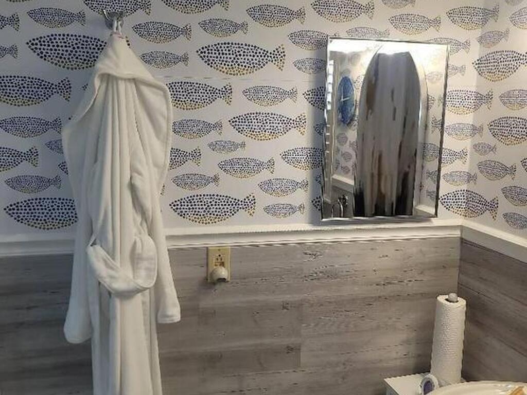 5011 Dixie Highway, Palm Bay, FL 32905