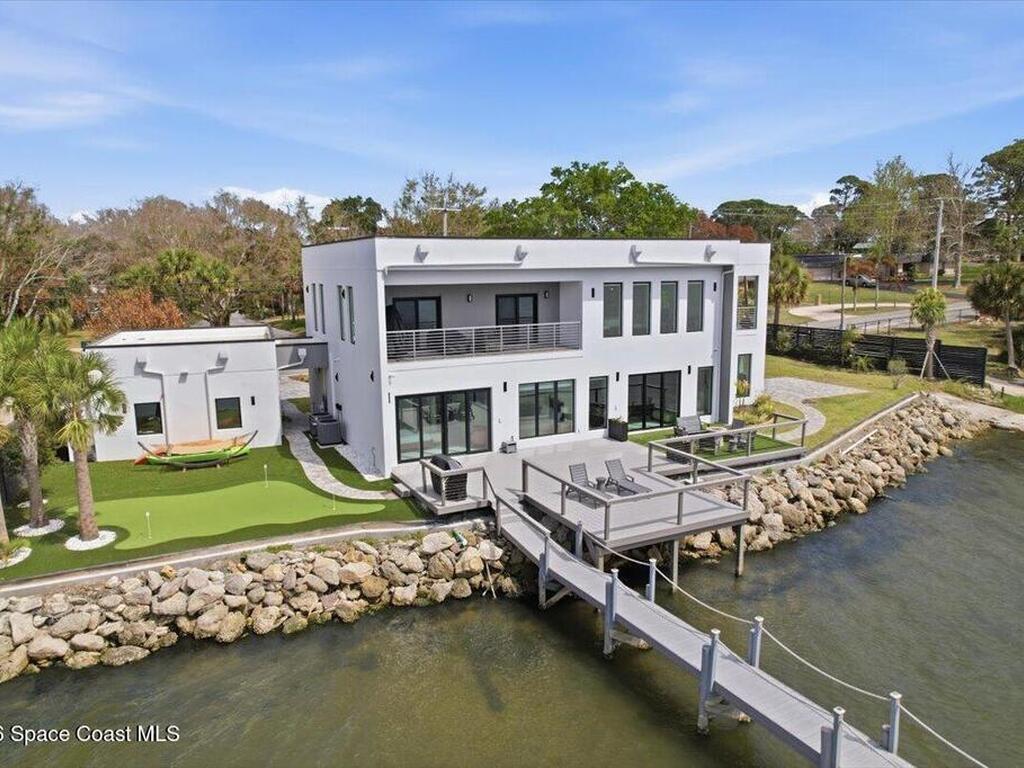 2175 S Tropical Trail, Merritt Island, FL 32952