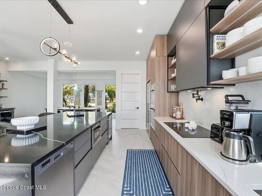 2175 S Tropical Trail, Merritt Island, FL 32952