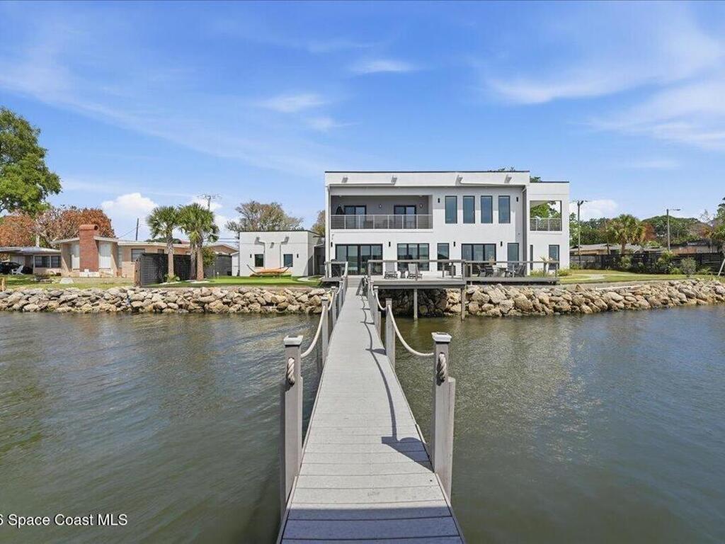 2175 S Tropical Trail, Merritt Island, FL 32952