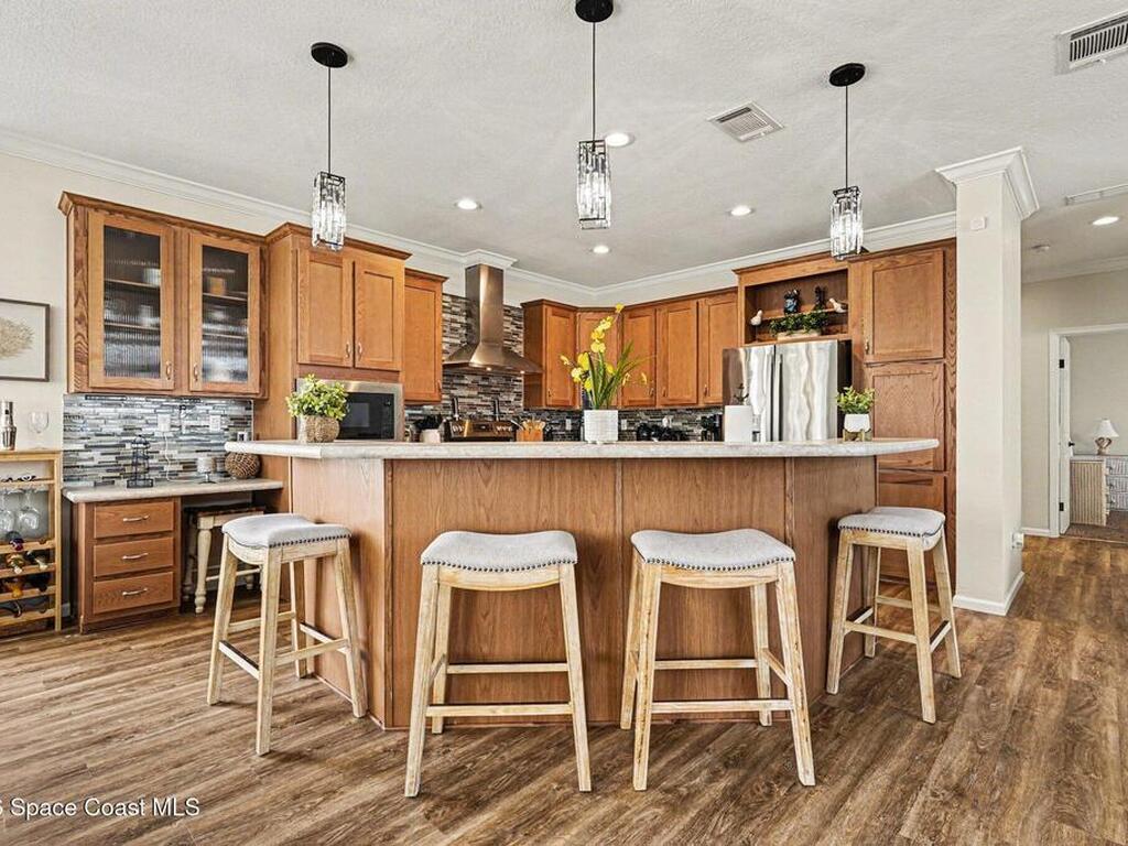 1067 Wren Circle, Barefoot Bay, FL 32976