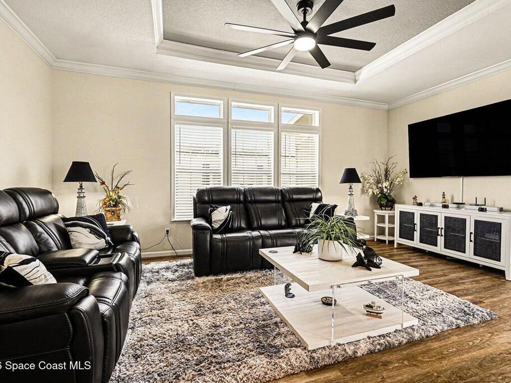 1067 Wren Circle, Barefoot Bay, FL 32976