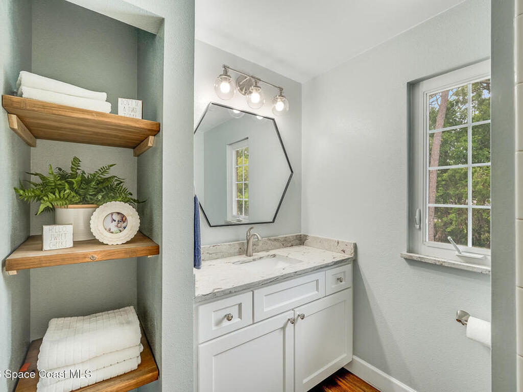 1330 Donna Marie Drive, Melbourne, FL 32904