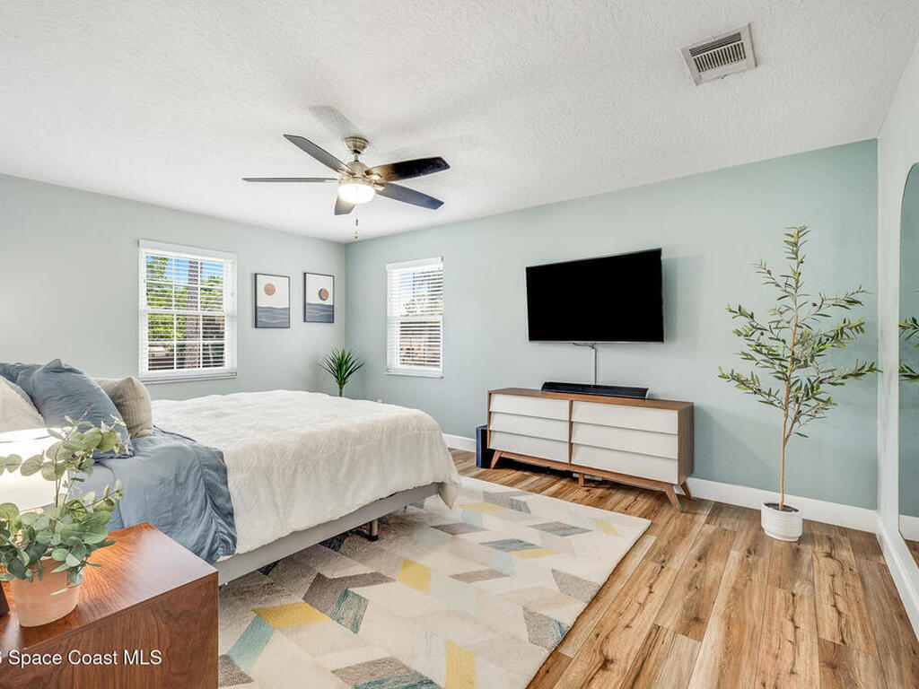 1330 Donna Marie Drive, Melbourne, FL 32904