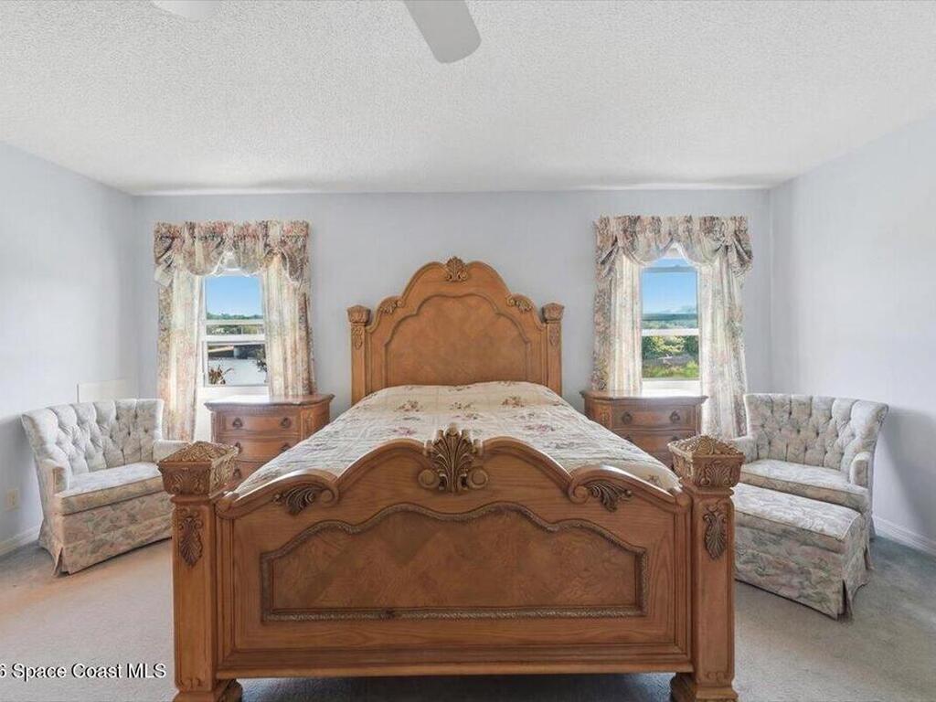 236 W Lake Ina Drive, Winter Haven, FL 33881