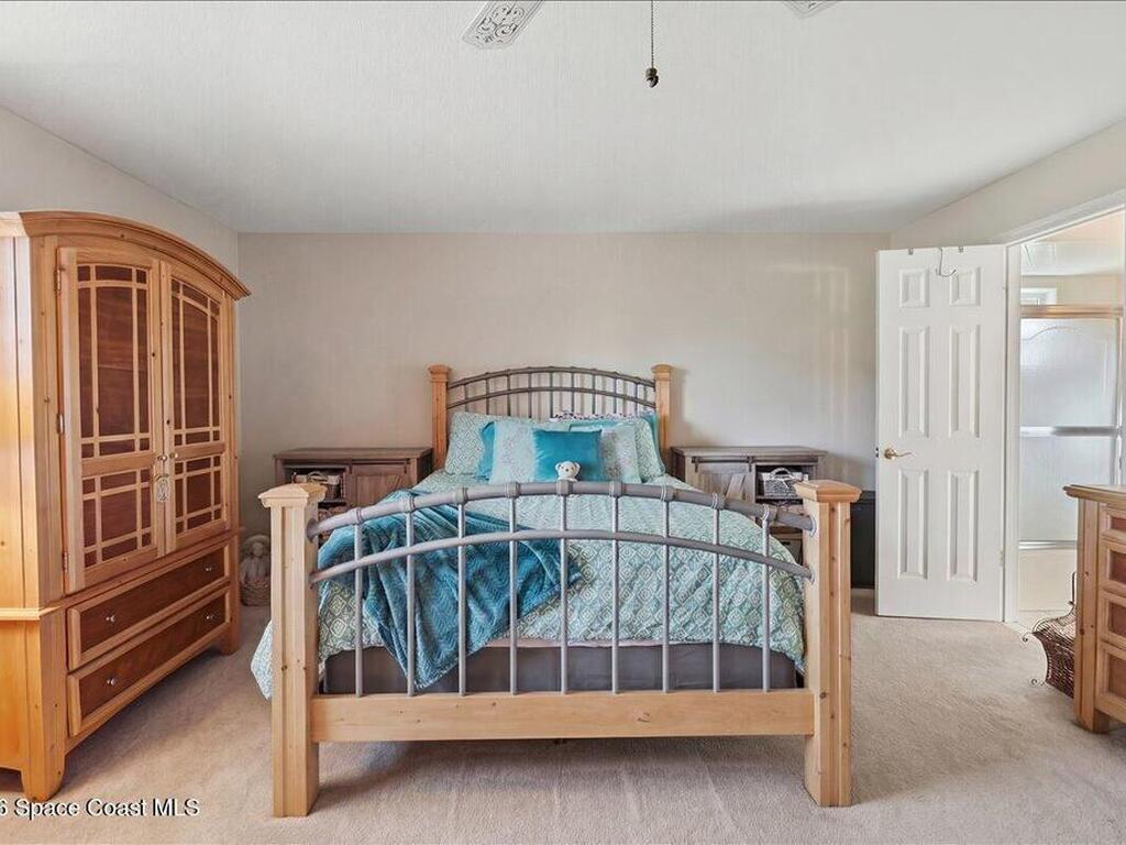 236 W Lake Ina Drive, Winter Haven, FL 33881