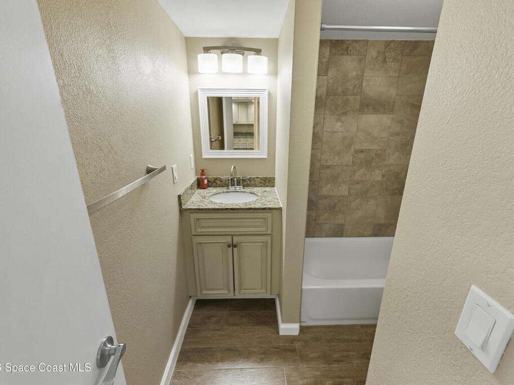 3901 Dixie Highway, Palm Bay, FL 32905