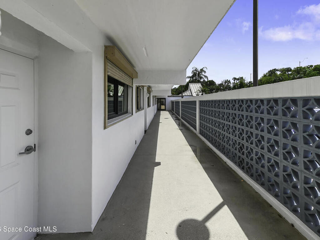 3901 Dixie Highway, Palm Bay, FL 32905