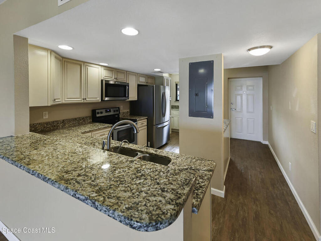 3901 Dixie Highway, Palm Bay, FL 32905