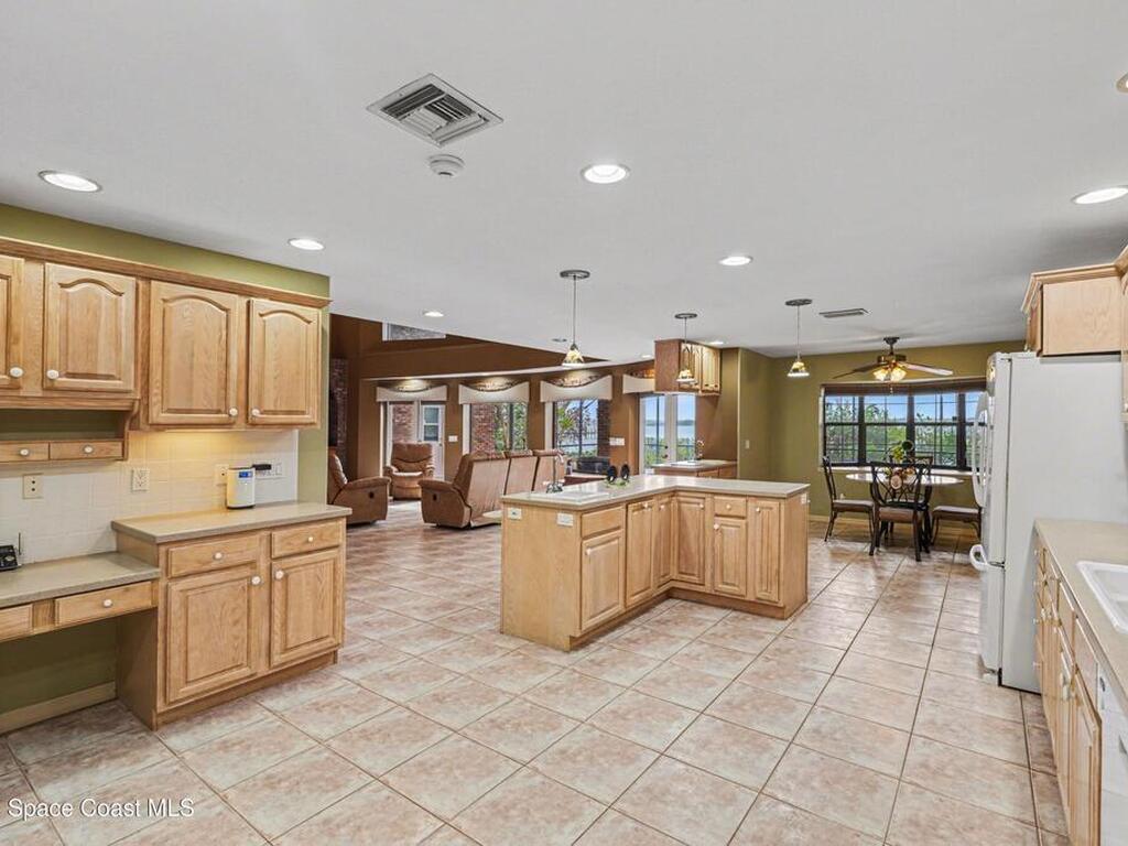 3225 Spartina Avenue, Merritt Island, FL 32953