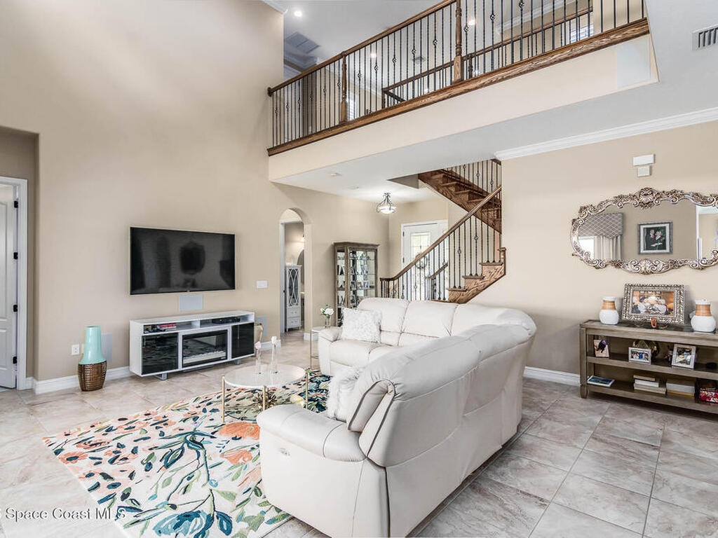 7873 Desmond Avenue, Melbourne, FL 32940