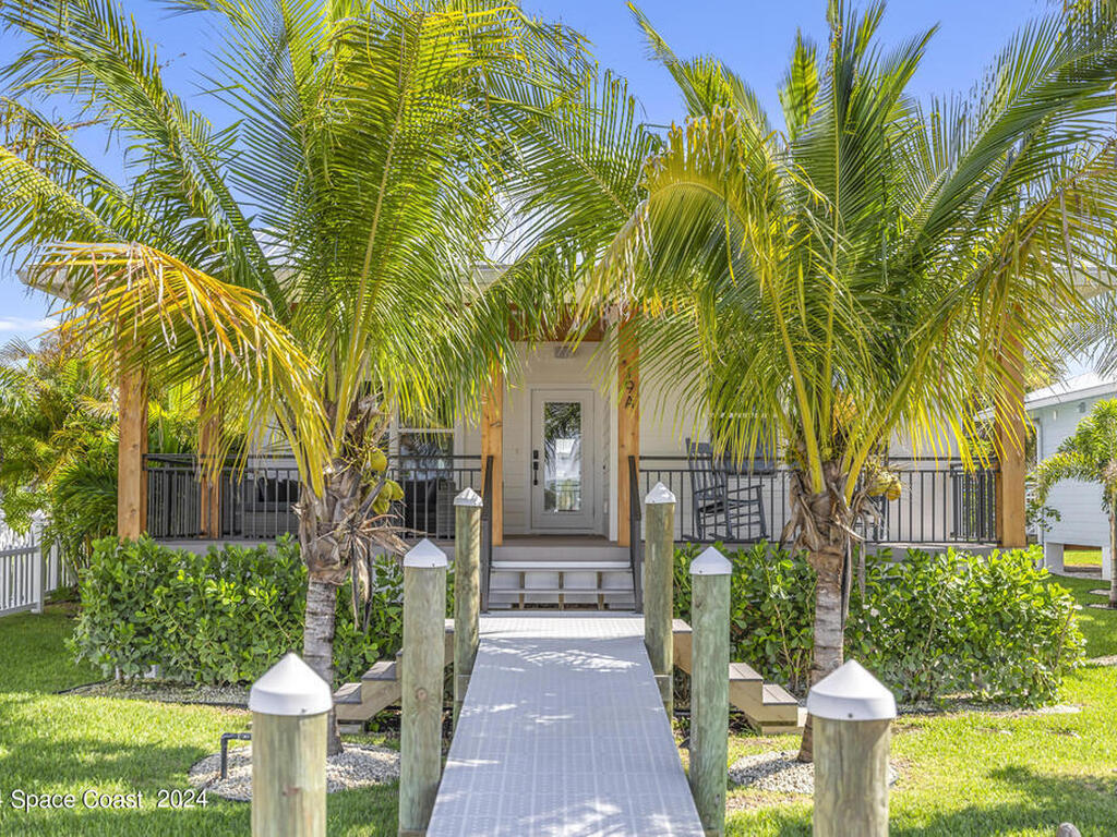 19 Vip Island, Grant-Valkaria, FL 32949