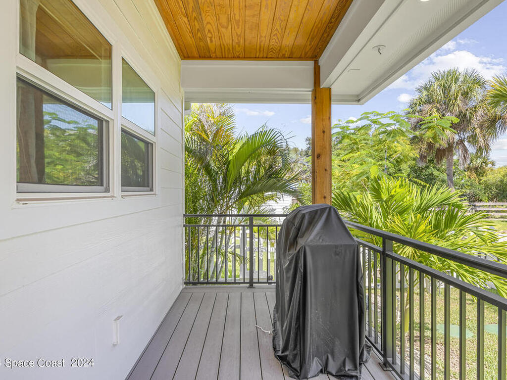 19 Vip Island, Grant-Valkaria, FL 32949