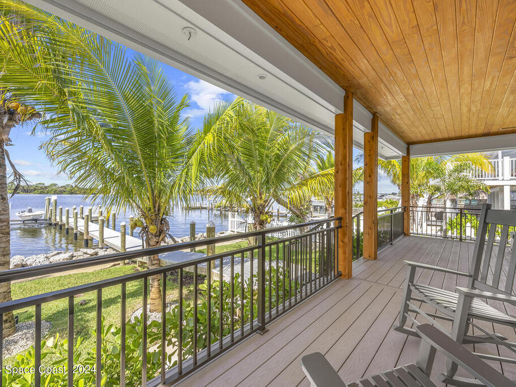 19 Vip Island, Grant-Valkaria, FL 32949