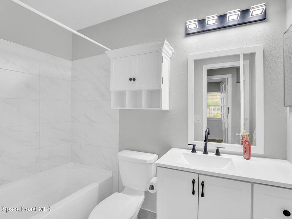 2255 15th Avenue, Vero Beach, FL 32962