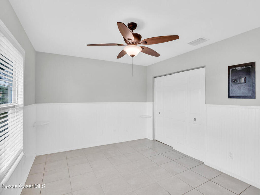 2255 15th Avenue, Vero Beach, FL 32962