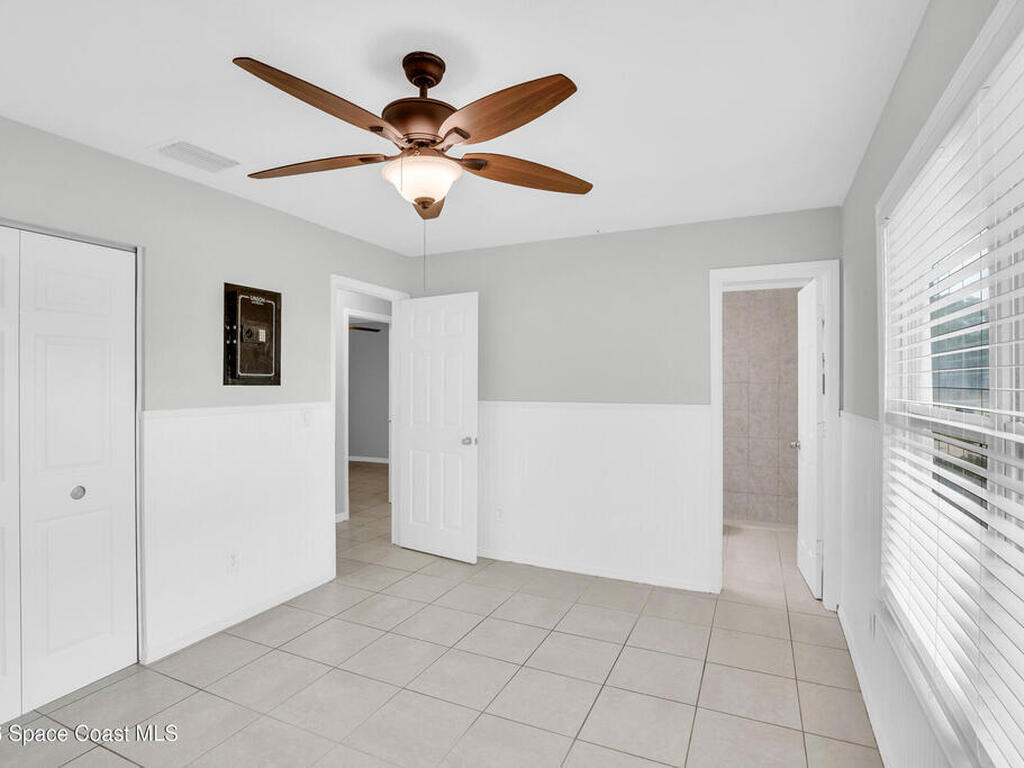 2255 15th Avenue, Vero Beach, FL 32962