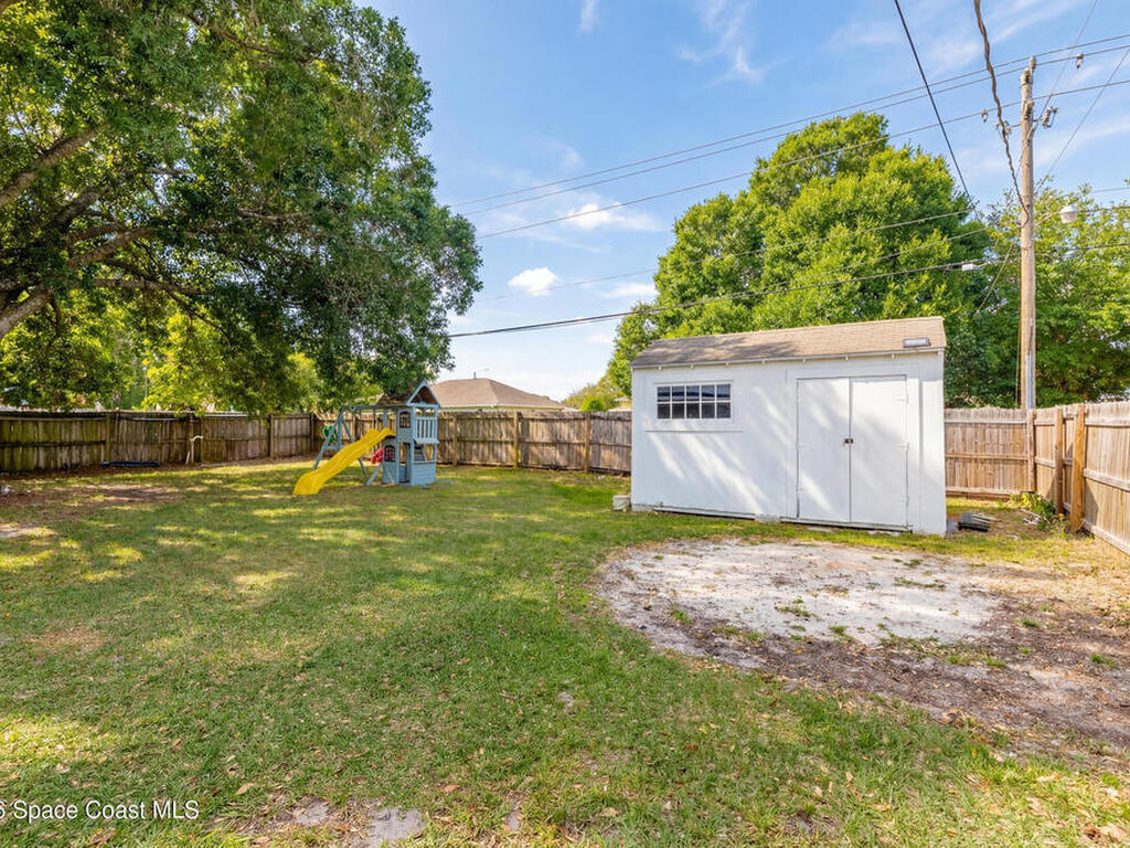 2255 15th Avenue, Vero Beach, FL 32962