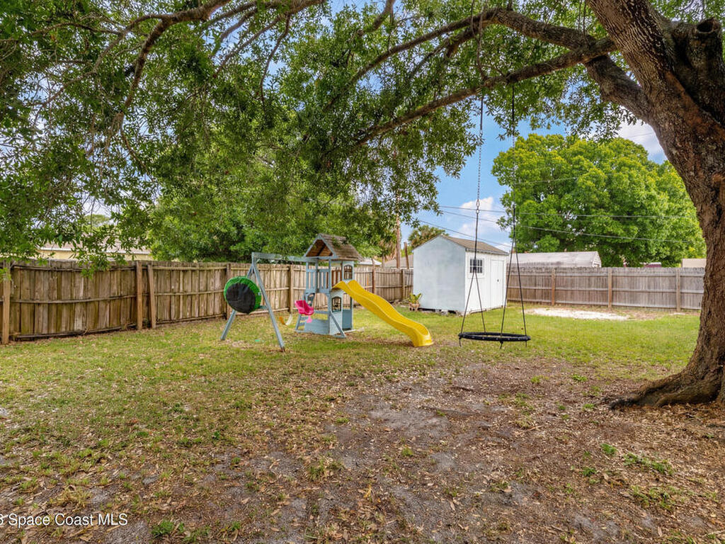 2255 15th Avenue, Vero Beach, FL 32962